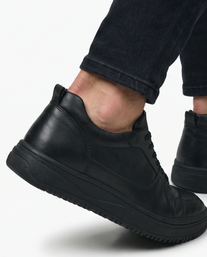 Heightn Obsidian Casual Elevator Sneaker - sole view - grip outsole