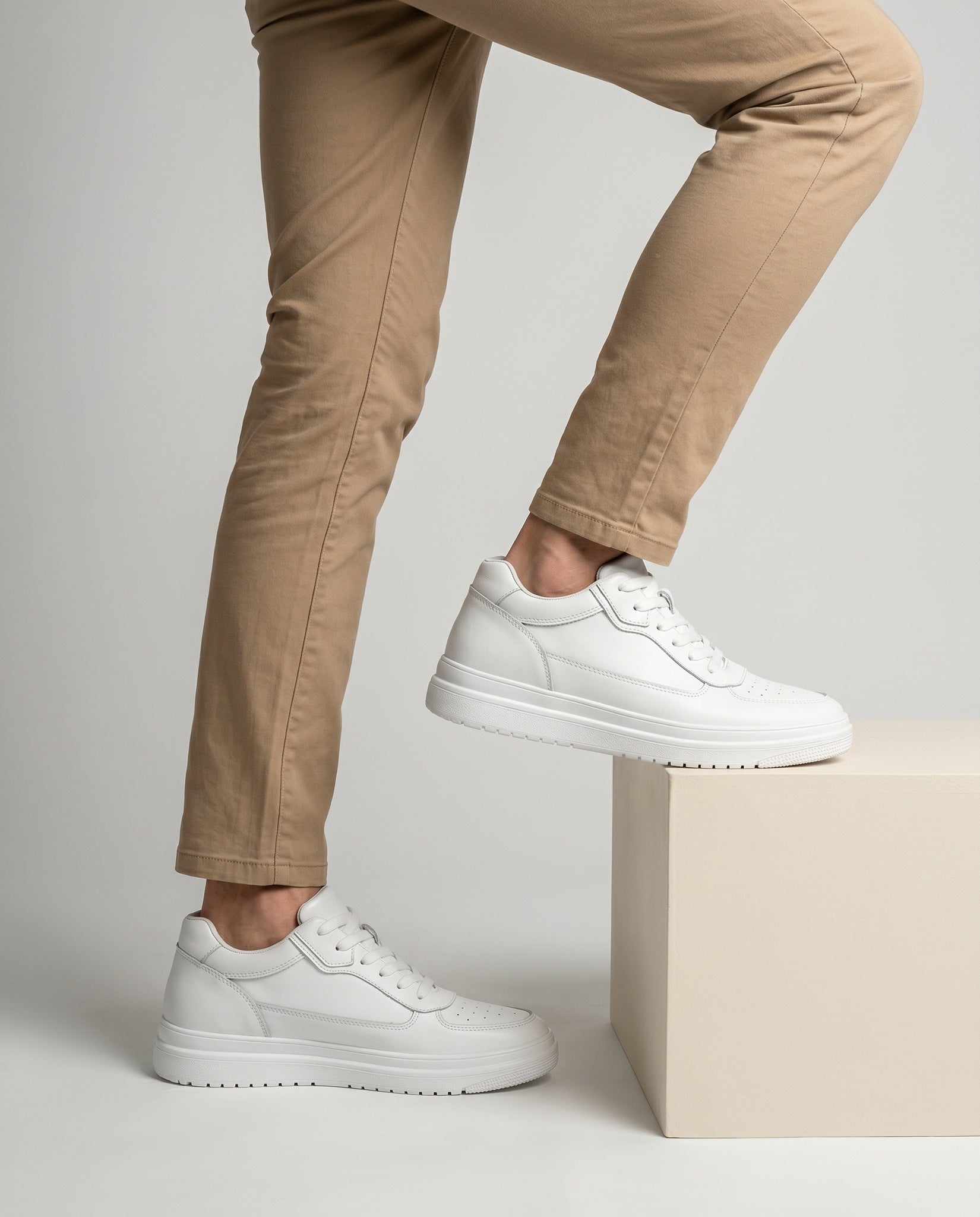 Orion White 5_wearing
